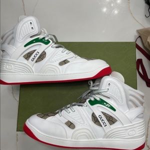 Gucci mens basket sneakers size 12. 100% authentic. Comes with box, dust bags.